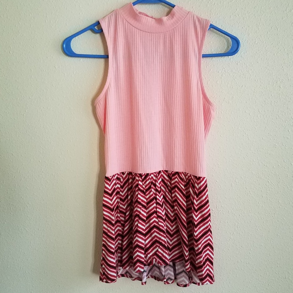 NWT Chevron Peplum Top - Picture 3 of 6